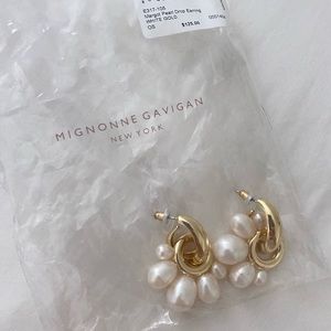 Mignonne Gavigan New York pearl gold earrings